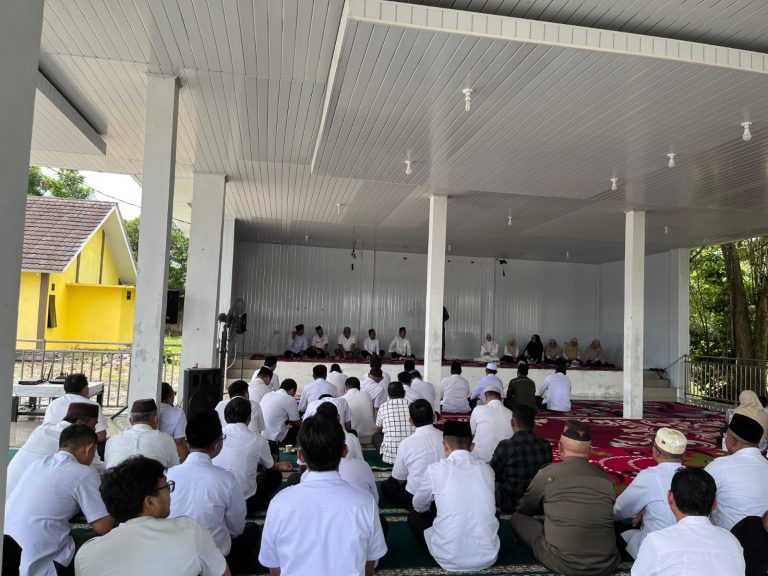 Momen Haru di Pendopo! Wabup Bateng Bakal Berangkat Haji 30 April, Ini Pesannya