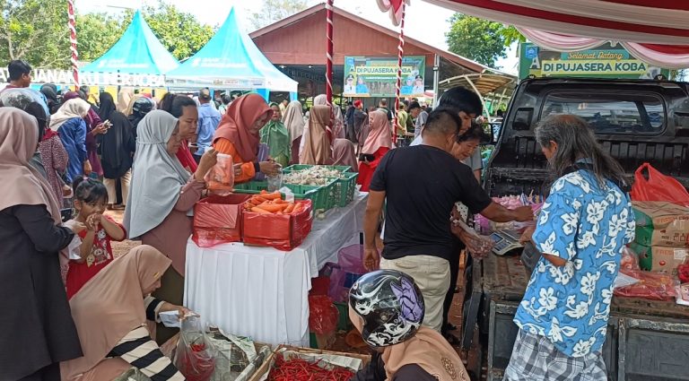 DisperindagkopUKM dan BSB Koba Hadirkan Sembako Murah di Pujasera