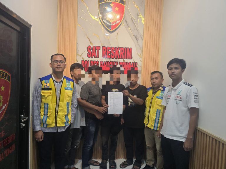 Nekat Curi Batu Pemecah Ombak di Pantai Kembang Kemilau, Kasus Berakhir di Kantor Polisi