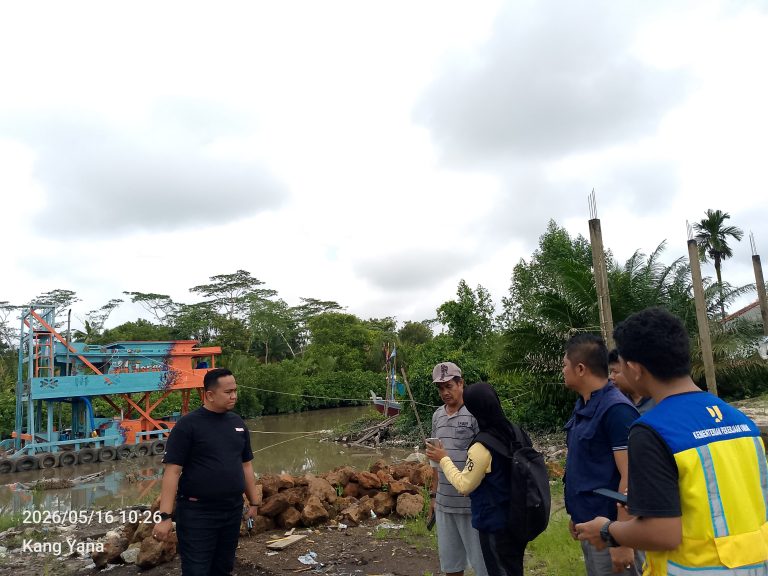Pemkab Bangka Tengah Gerak Cepat Tangani Banjir di Sungai Selan
