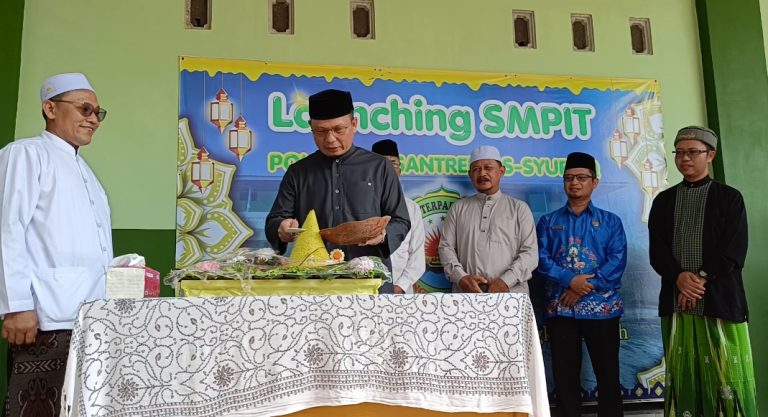 Bupati Bangka Tengah Resmikan SMPIT As-Syuruq