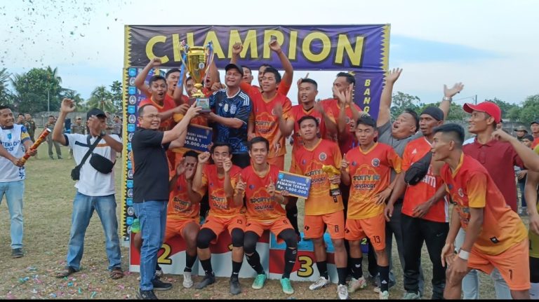 Sporty FC Desa Tiram Juarai Turnamen Sepakbola Bangka Tengah Cup 2026, Bupati Algafry Tutup Turnamen